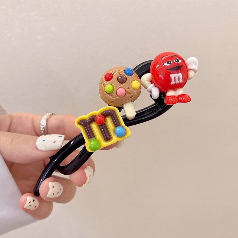 توكة موزة ام أند امز