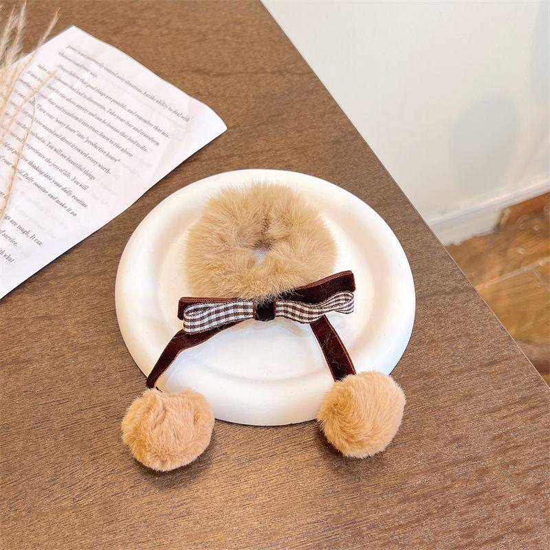 أستك فرو كور بشريطة