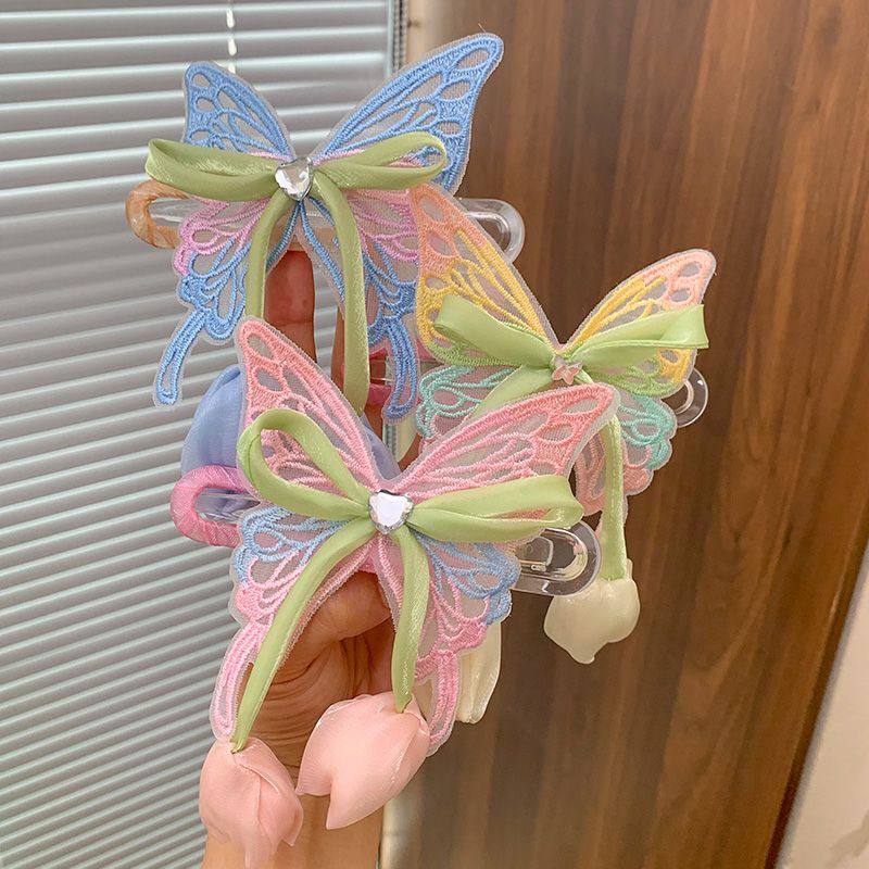 مشبك فراشة وردتين أورجانزا