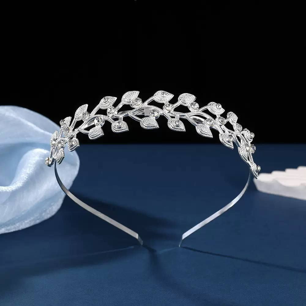 طوق ورد معدن