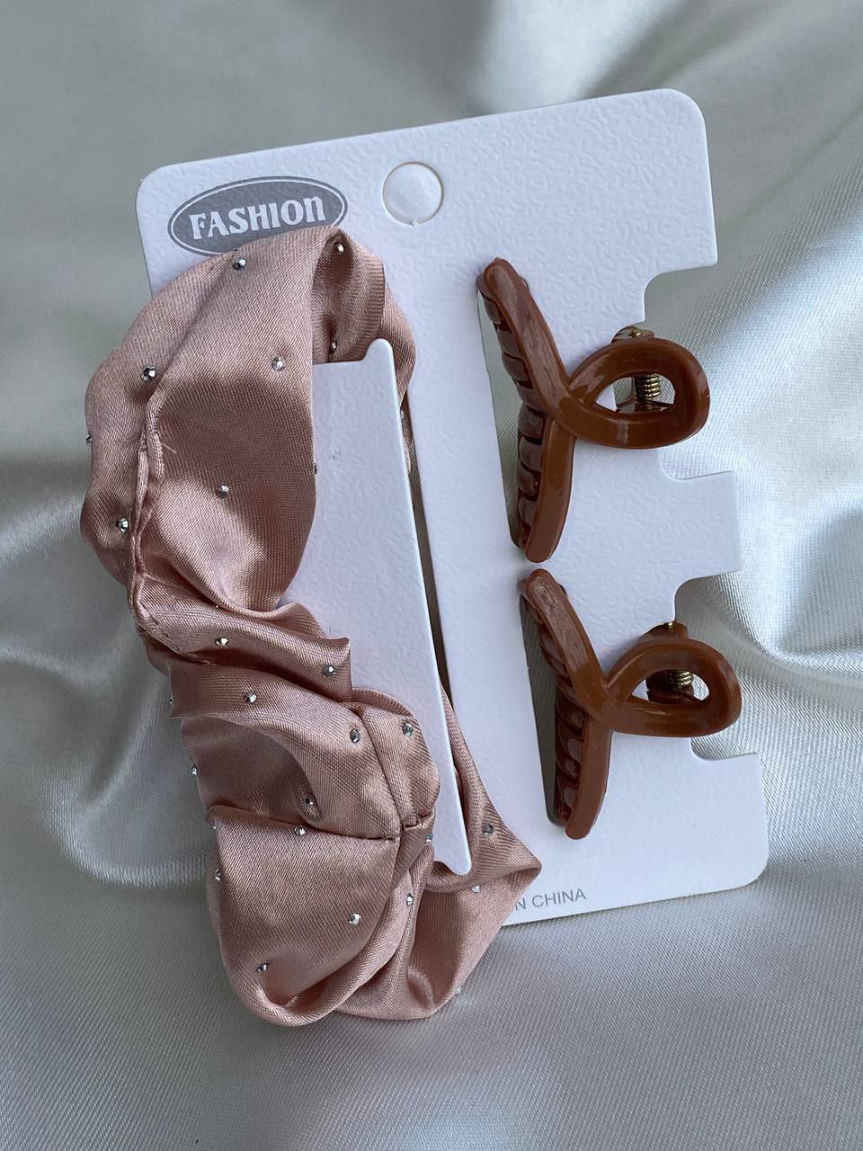 كارت اتنين مشبك خصلة + استك ستان