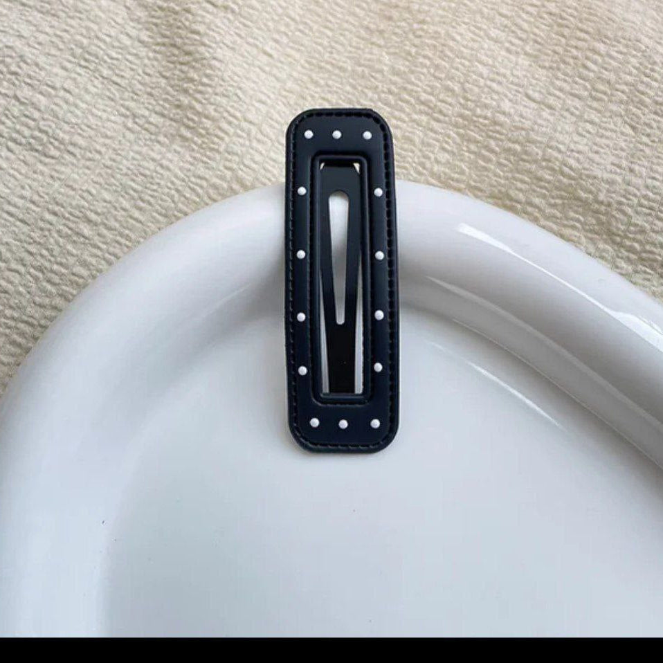 تكتاك جلد منقط