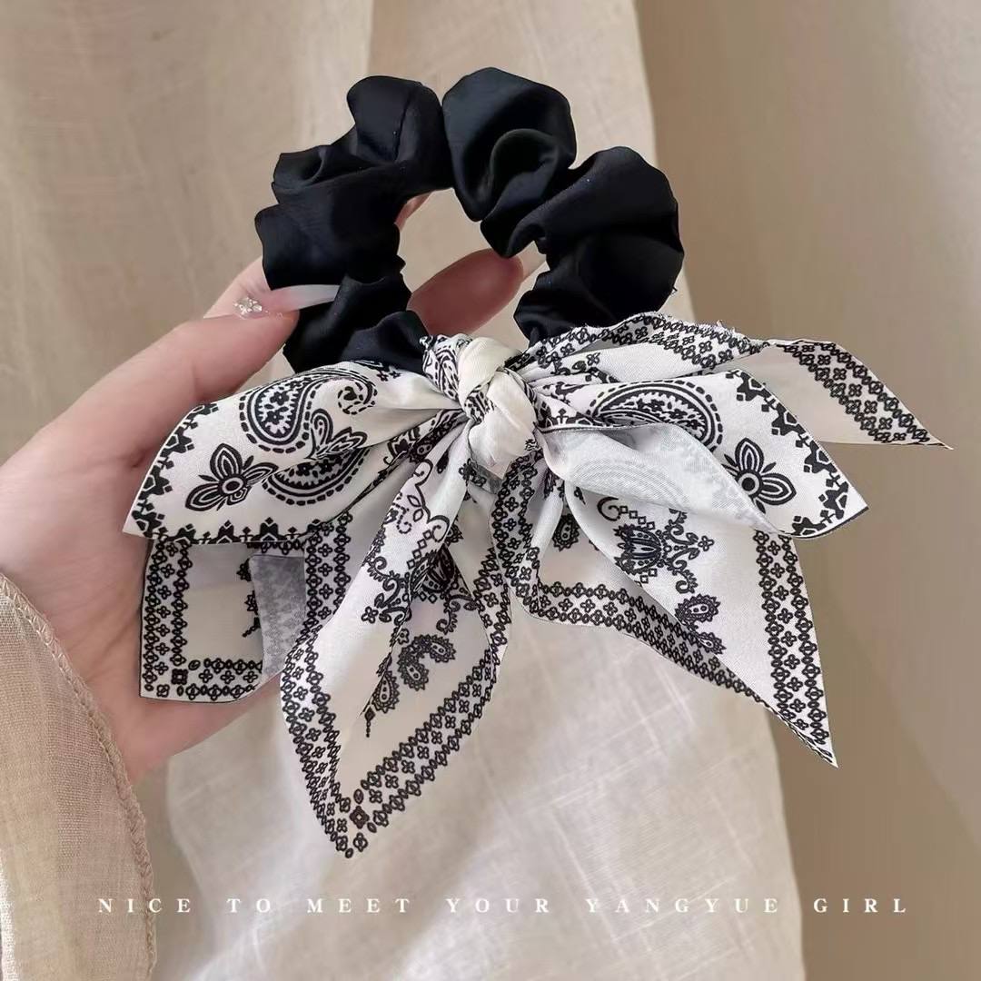 أستك ستان فيونكة مانديلا أسود × أبيض