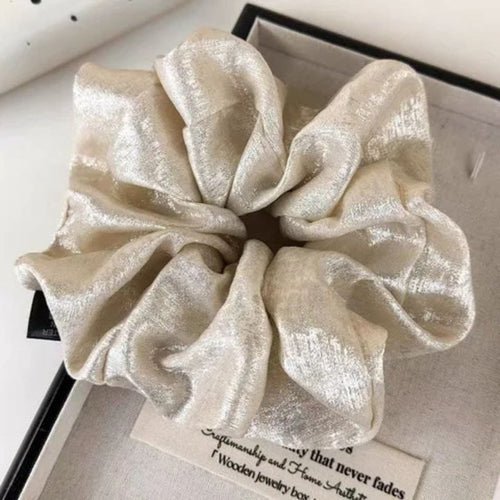 أستك كيوت لامع
