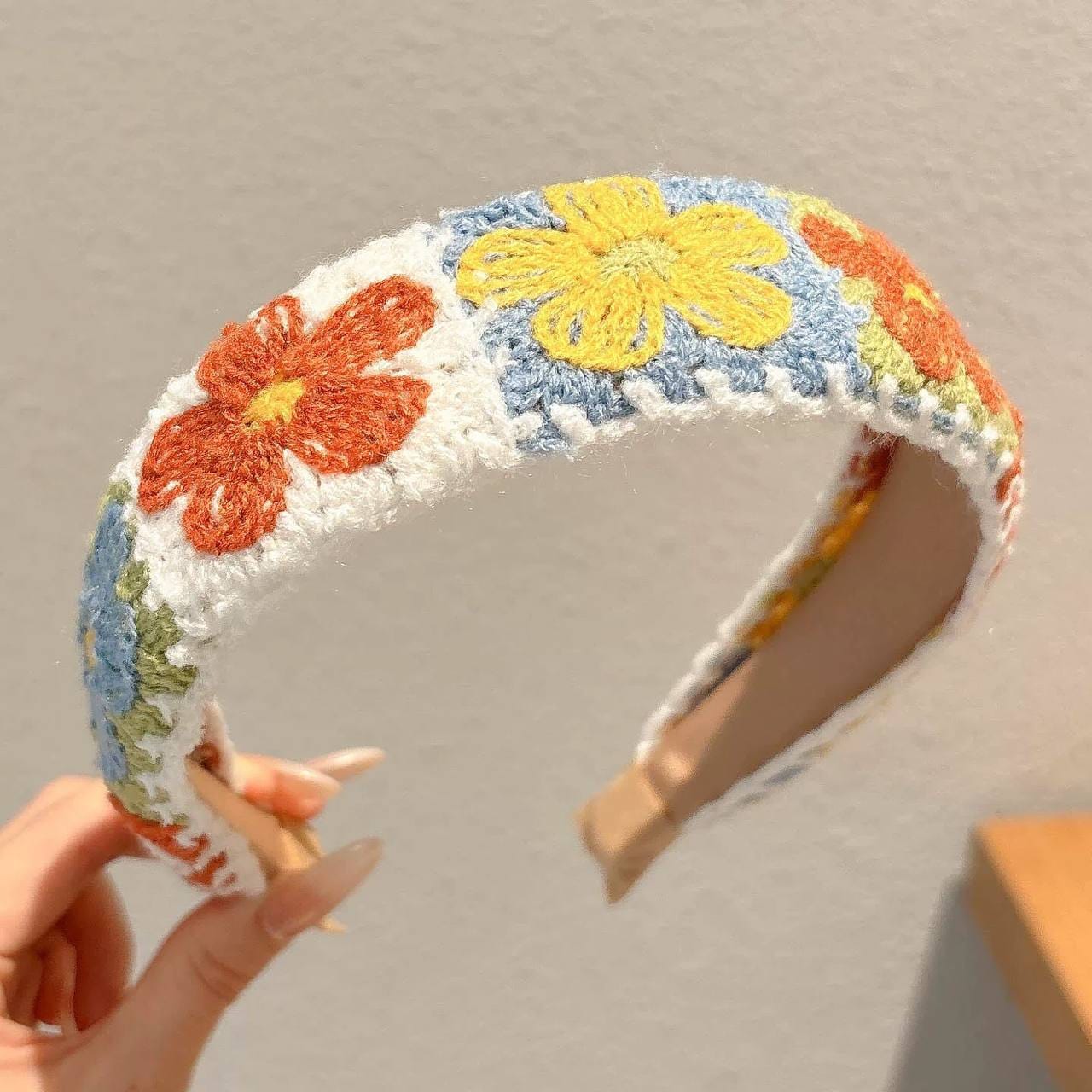 طوق فلاوري كروشية