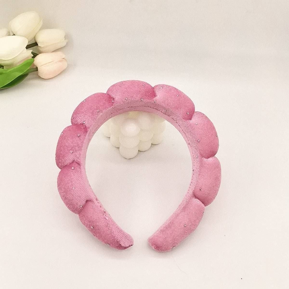 طوق بافي ستراس