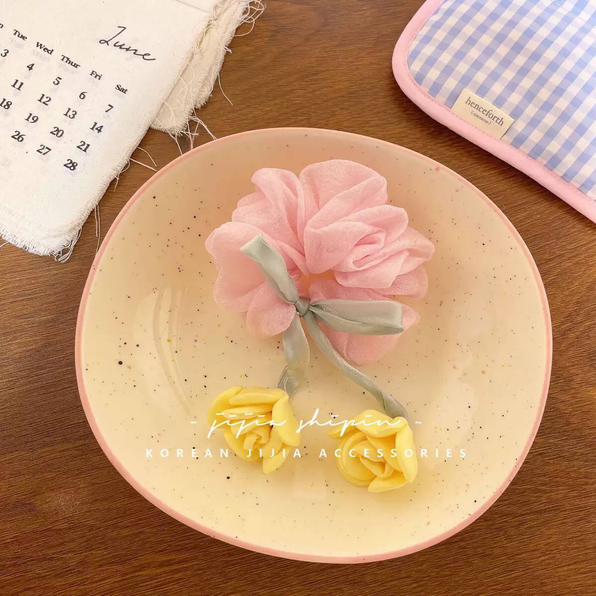 أستك شيفون وردتين شريطة