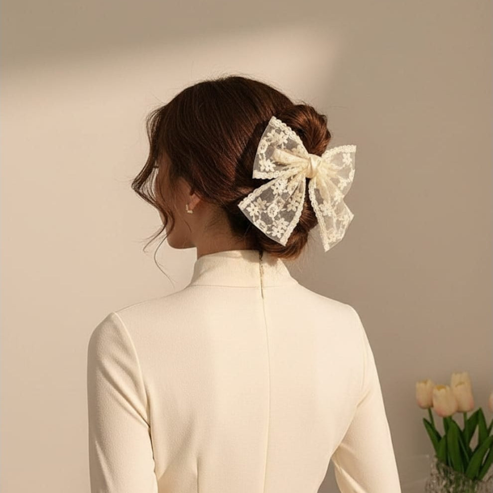 منقار فيونكة دانتيل أوف وايت