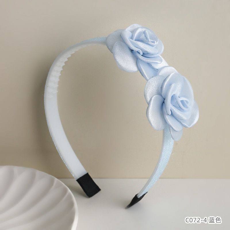 طوق أكريليك وردتين أورجانزا " ضد الكسر "