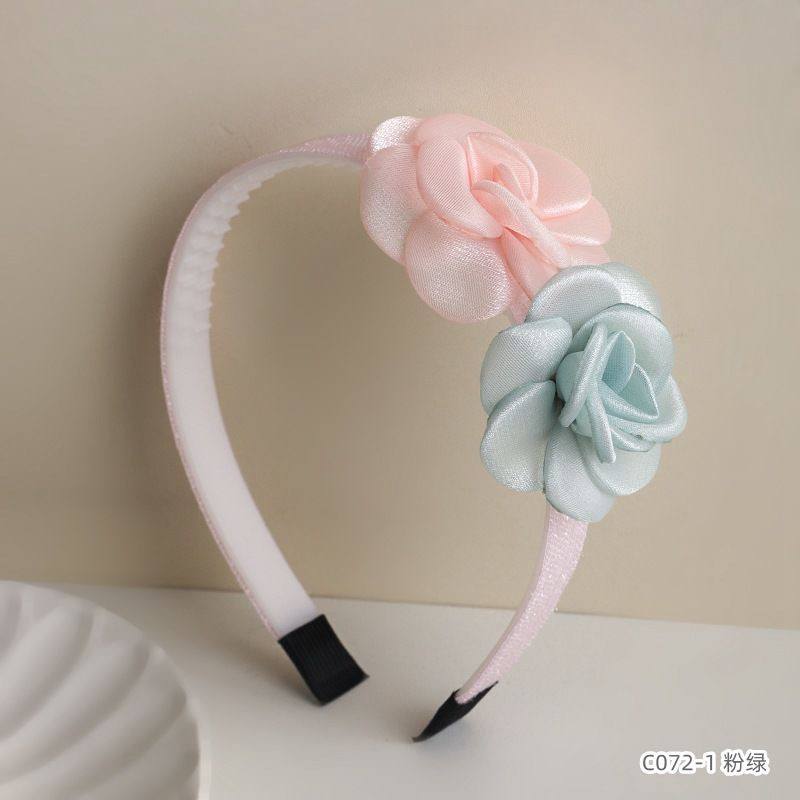 طوق أكريليك وردتين أورجانزا " ضد الكسر "