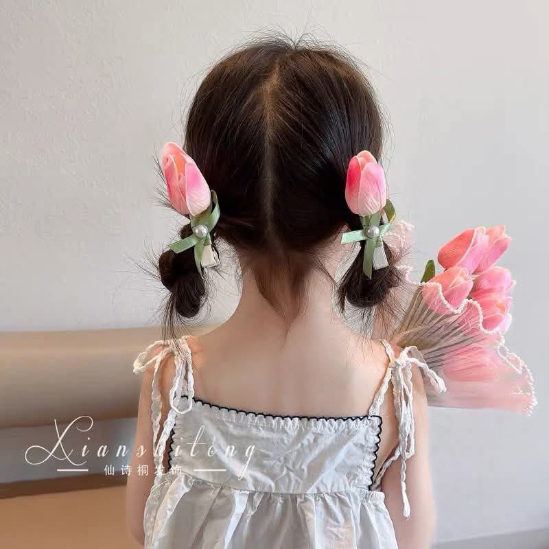 منقار زهرة التوليب بشريطة