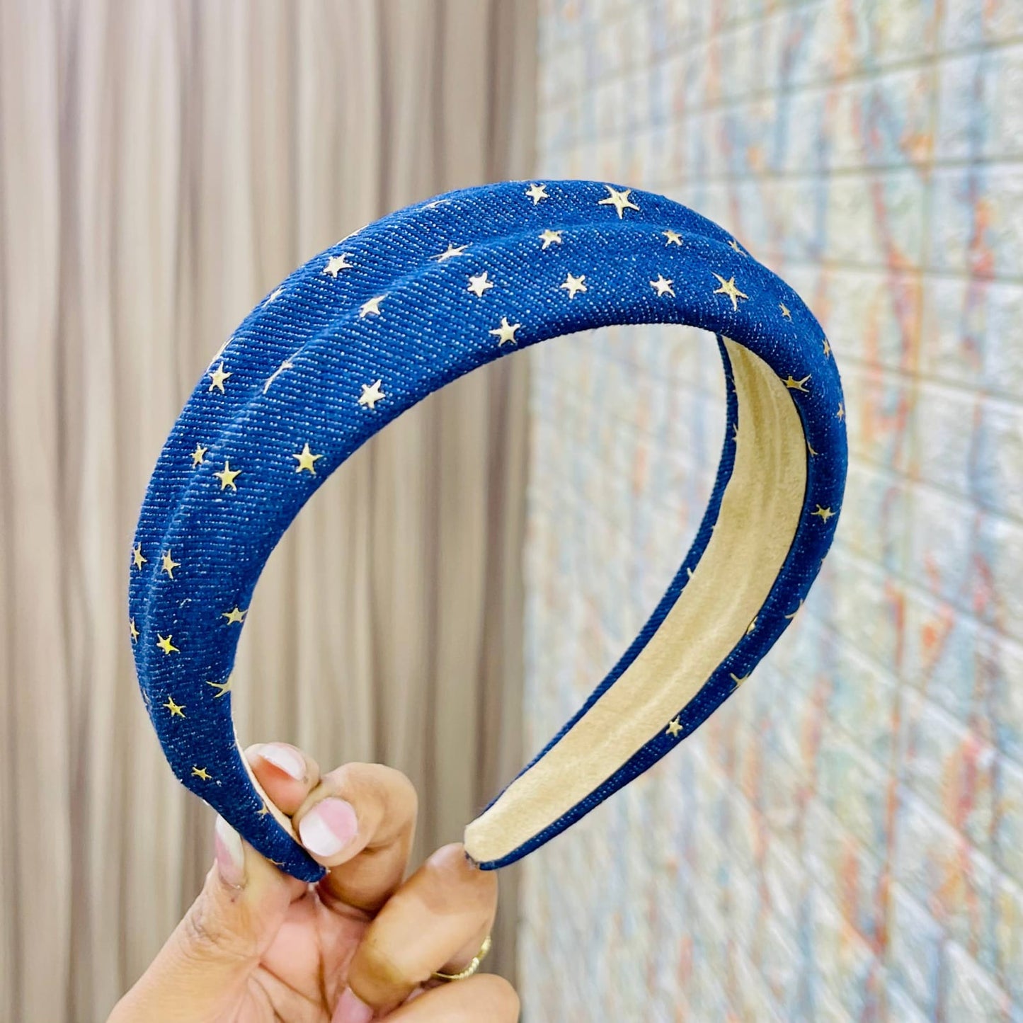 طوق جينز ستارز