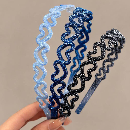 طوق أكريلك قلوب