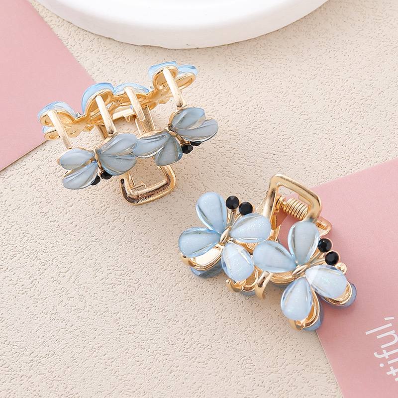 مشبك خصلة فراشتين