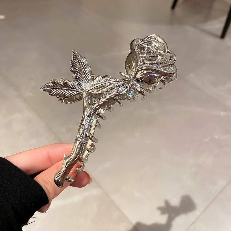 قفاش وردة معدن