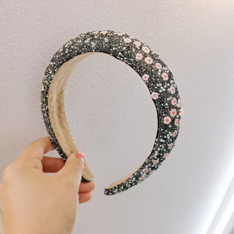 طوق فلاورز ستراس