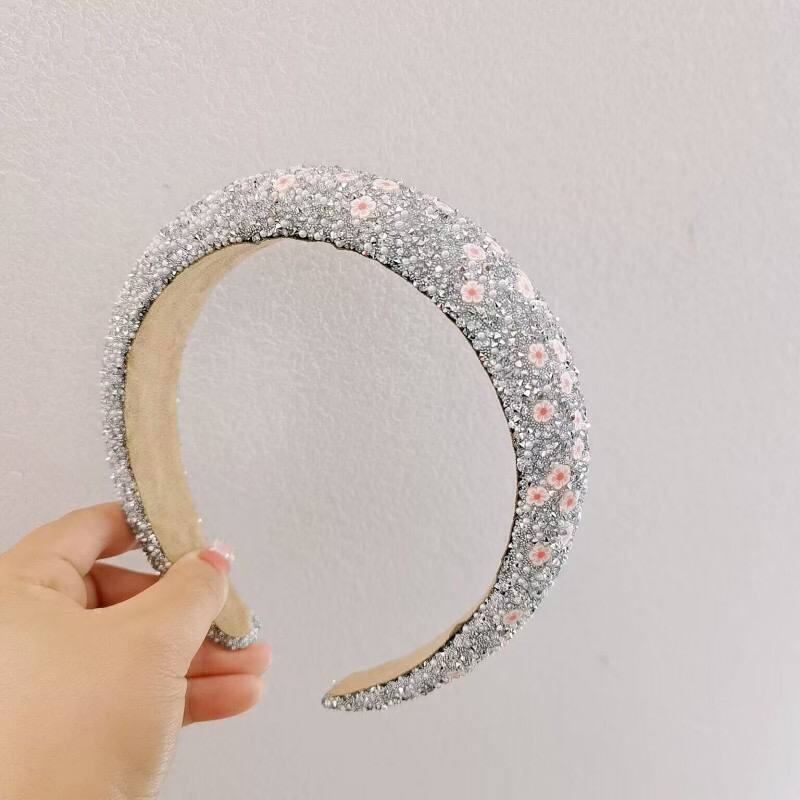 طوق فلاورز ستراس