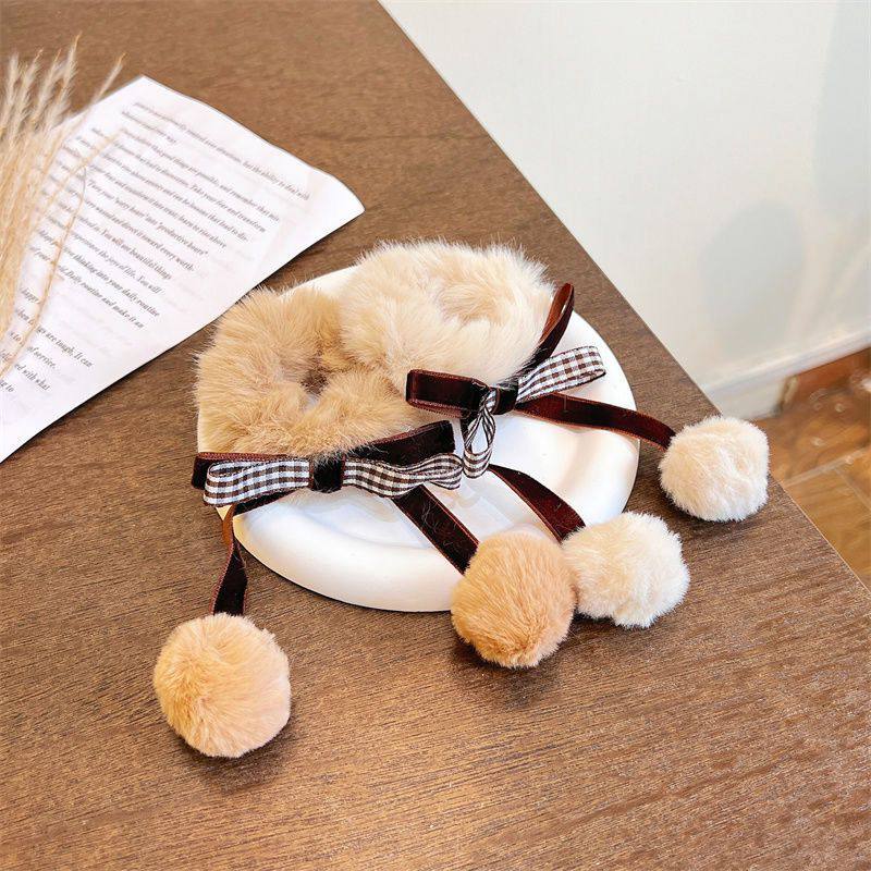 أستك فرو كور بشريطة