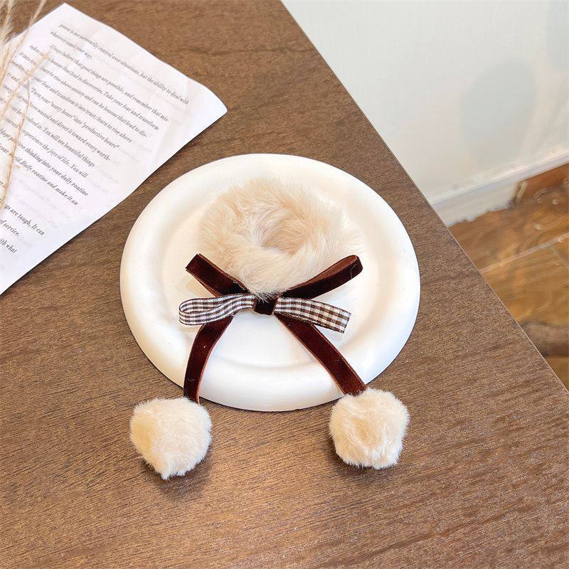 أستك فرو كور بشريطة