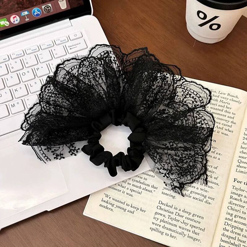 أستك دانتيل مكشكش