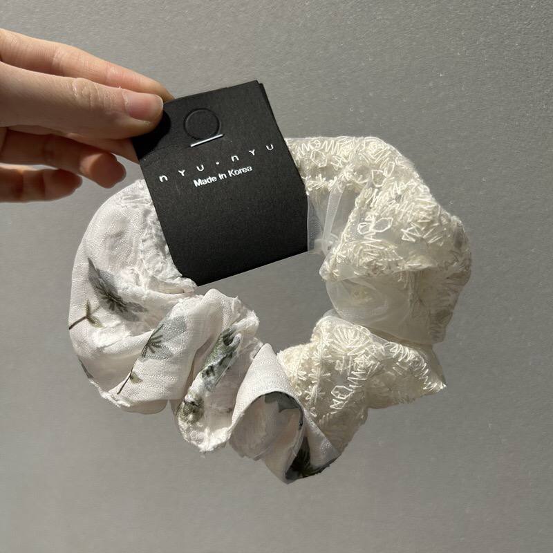 أستك مشجر بشريطة منفصلة