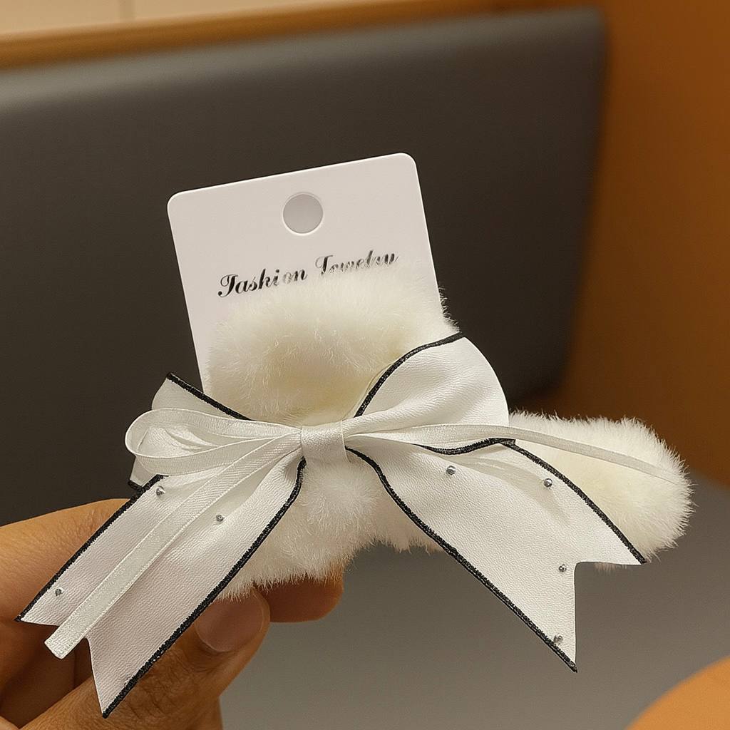 قفاش فرو فيونكة منقطة