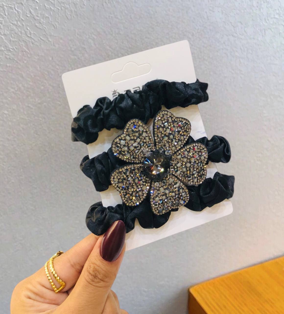 أستك ستان وردة ستراس 3 قطع