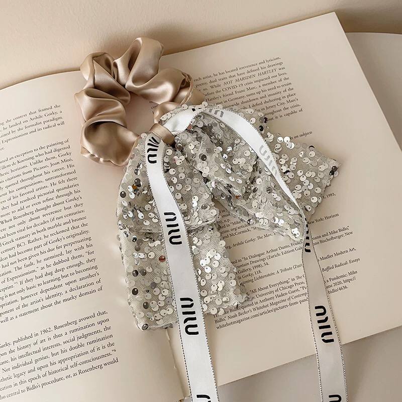 miu miu أستك ستان فيونكة