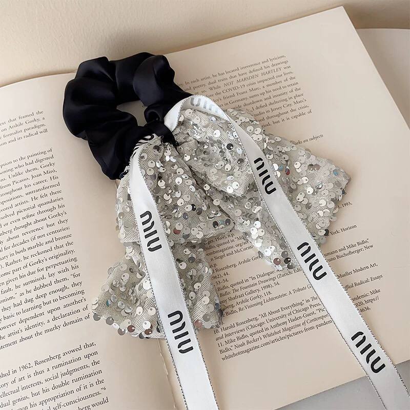 miu miu أستك ستان فيونكة