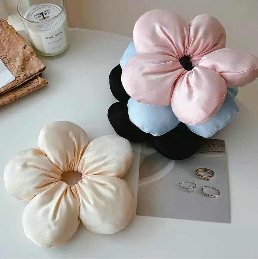 أستك ستان وردة كبيرة فلافي